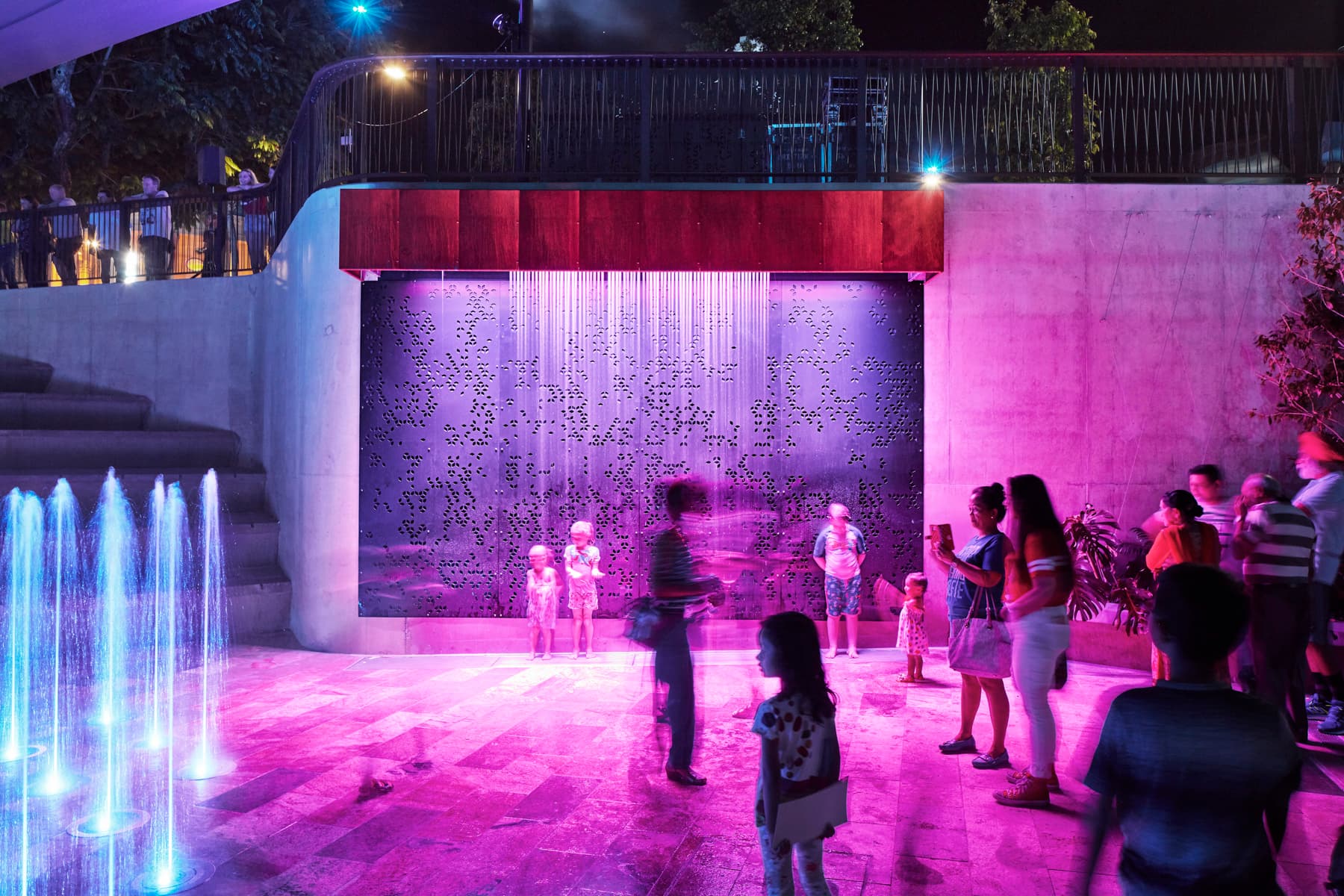 15694 11 Rockhampton Riverside LOW Florian Groehn