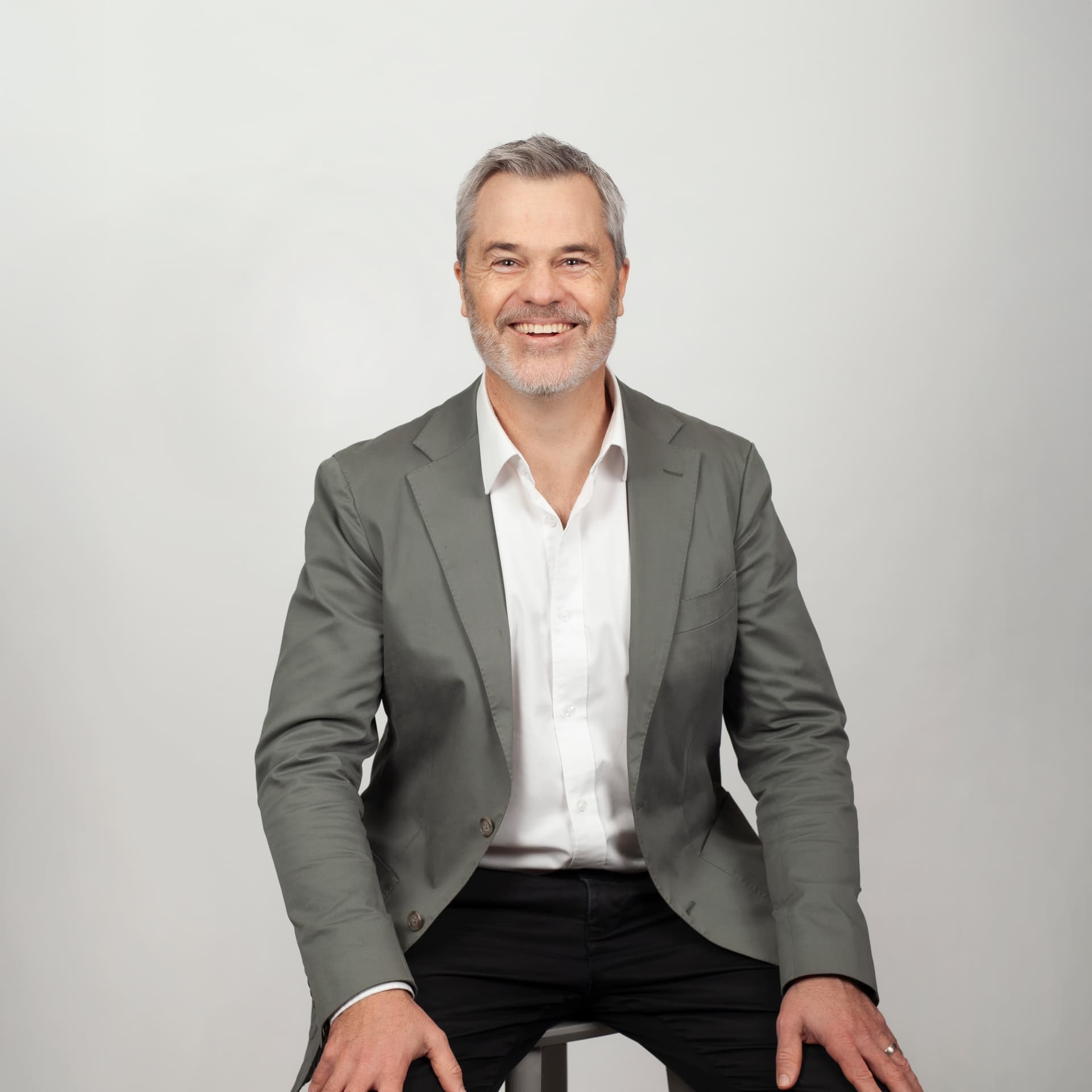 Lloyd Elliot Urbis Web 1920Px 1